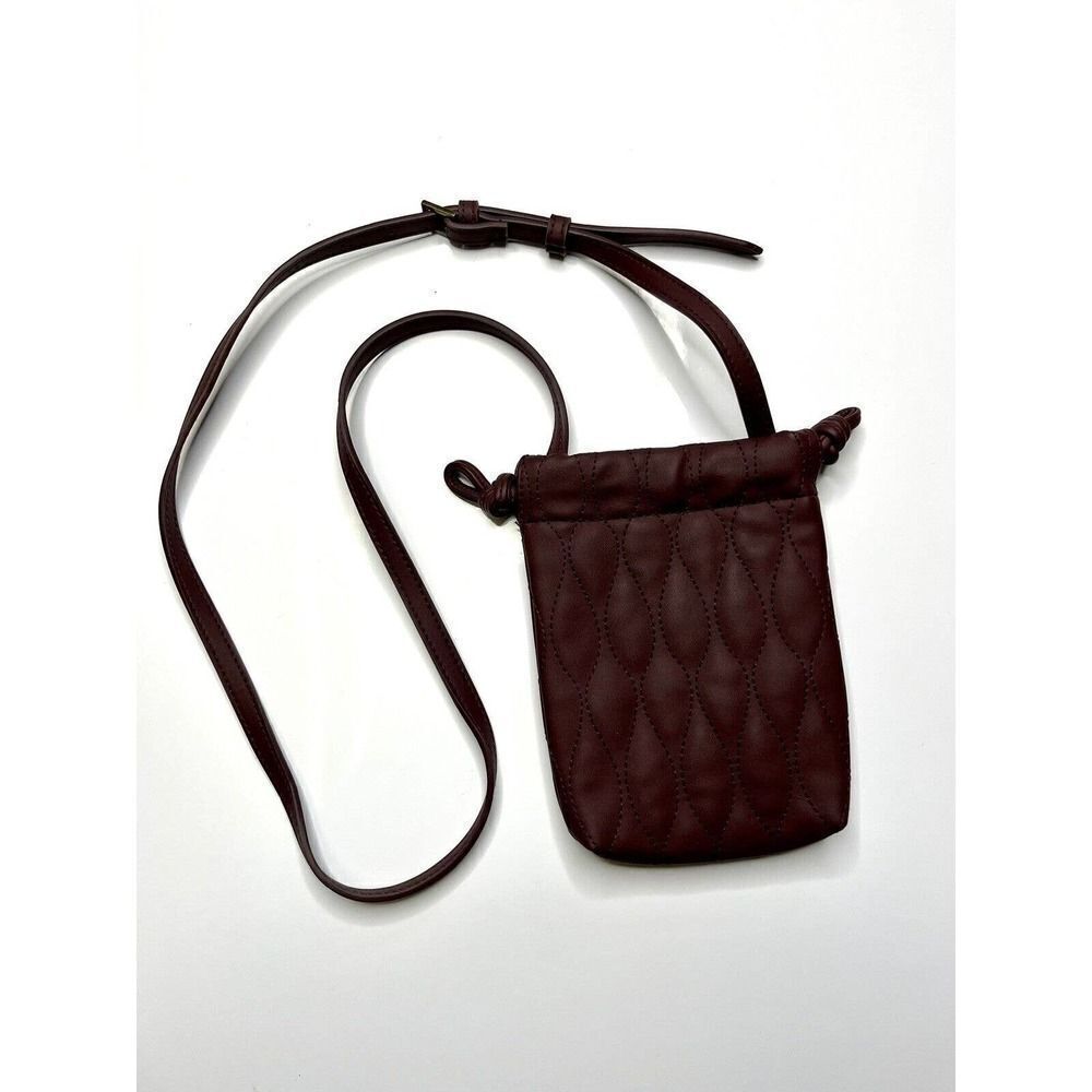 Universal Thread Maroon Small Cross Body Purse Cute Excellent Condition